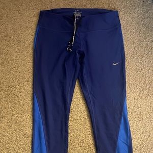 Womens blue Nike cropped leggings